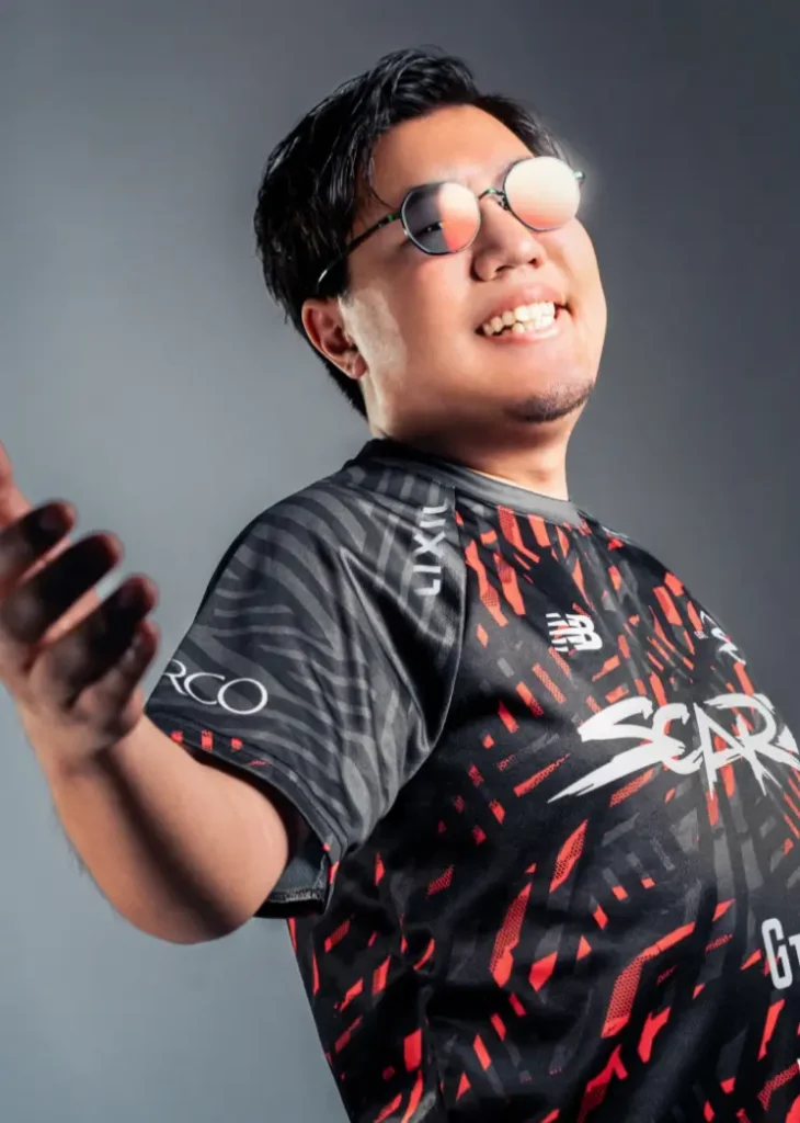 アナリスト:ストーム久保