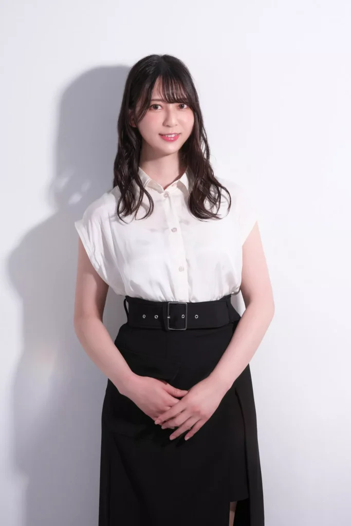 アリーナリポーター:<br/>村井 理沙子